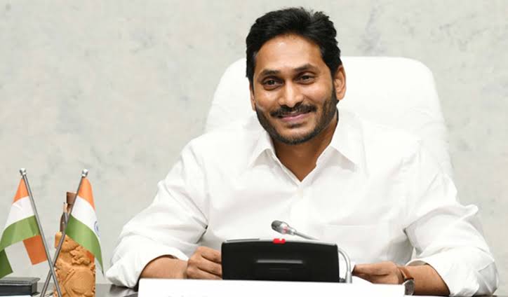 కల్లుగీత కార్మికులకు రూ.10 లక్షల ఆర్థికసాయం.. ఏపీ ప్రభుత్వం సరికొత్త పథకం