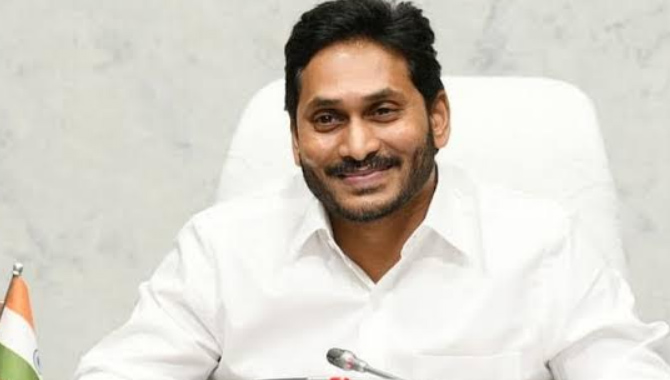 బీసీ కార్పొరేషన్ లకు జగన్ సర్కార్ గుడ్ న్యూస్.. వచ్చే ఎన్నికల వరకు వాళ్లే..!