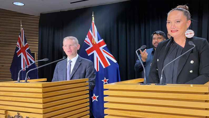 న్యూజిలాండ్ కొత్త ప్రధానిగా క్రిస్ హిప్కిన్స్