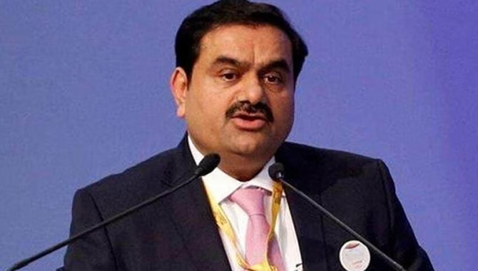 గౌతం అదానీకి షాక్.. 24 గంటల్లో