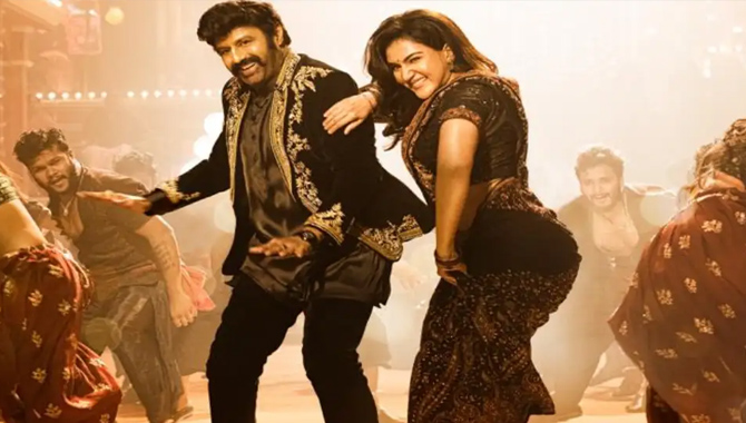 టాలీవుడ్ ని టార్గెట్ చేసిన హనీ రోజ్…