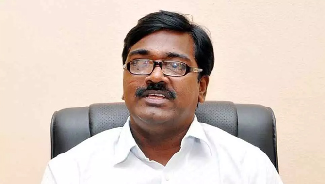 మంత్రి పువ్వాడ అజయ్ కు హైకోర్టు నోటీసులు