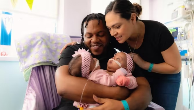 టెక్సాస్ వైద్యుల అరుదైన ఘనత