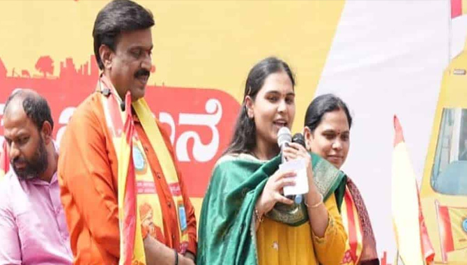 బళ్లారి బరిలో గాలి సతీమణి!