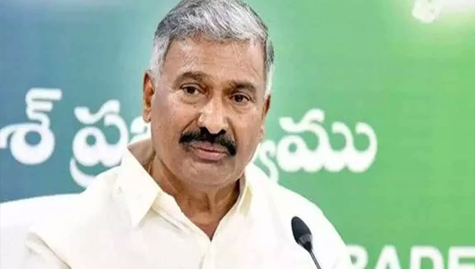 ఇలాంటి వాళ్లు వెళ్లినా.. వచ్చే నష్టమేమీ లేదు