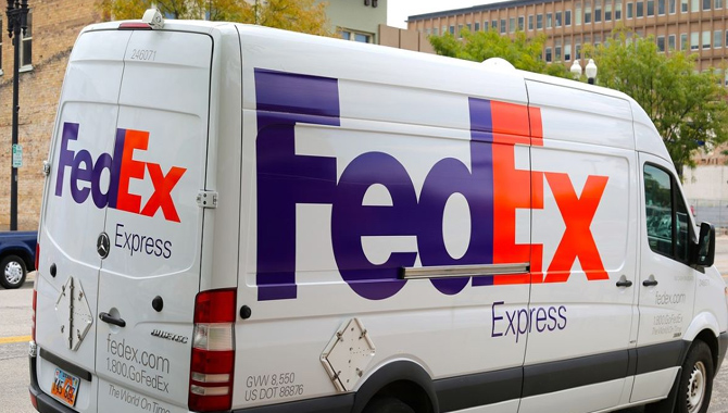 ఉద్యోగులకు ఫెడ్ఎక్స్ షాక్ ఉద్యోగులకు ఫెడ్ఎక్స్ షాక్