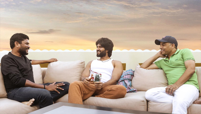 విజయ్ దేవరకొండ – పరశురామ్ లతో దిల్ రాజు, శిరీష్ ల కొత్త సినిమా అనౌన్స్ మెంట్