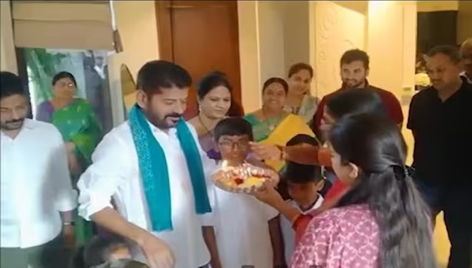 ప్రజల కోసం… వారి జీవితాల్లో మార్పు కోసం… యాత్ర గా వస్తున్నా