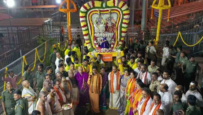 శ్రీశైలంలో వైభవంగా మహాశివరాత్రి బ్రహ్మోత్సవాలు