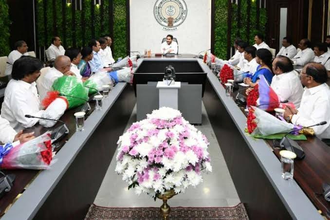 ఏపీలో  వైసీపీ ఎమ్మెల్సీ అభ్యర్థుల ఖరారు