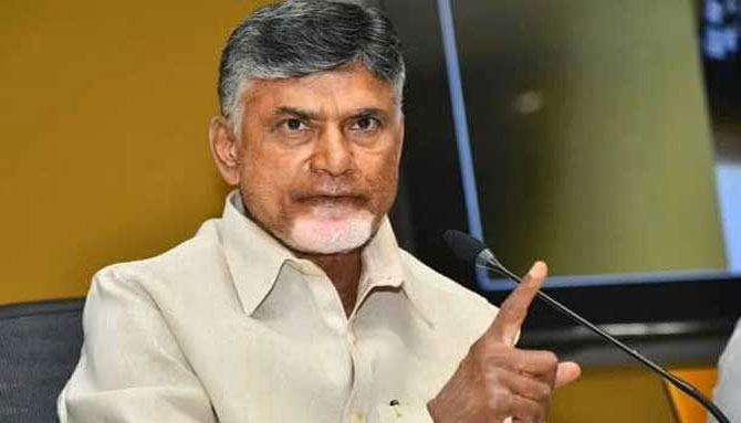 ఎమ్మెల్సీ ఎన్నికల్లో ఓట్లు అడిగే హక్కు జగన్ కు ఉందా? : చంద్రబాబు