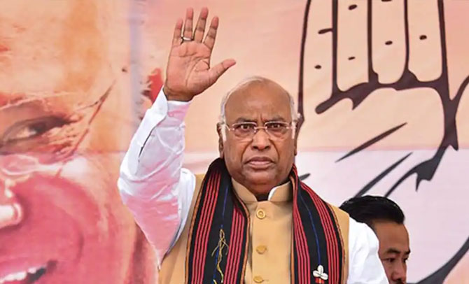 మల్లికార్జున ఖర్గే కీలక వ్యాఖ్యలు.. కేంద్రంలో వచ్చేది