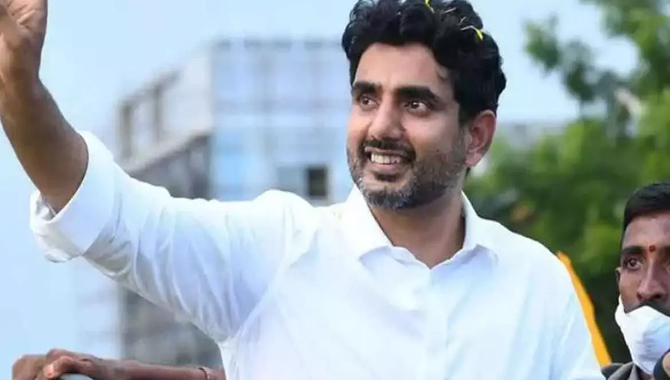 జూనియర్ ఎన్టీఆర్ కూడా రాజకీయాల్లోకి రావాలి: లోకేశ్ ఆసక్తికర వ్యాఖ్యలు