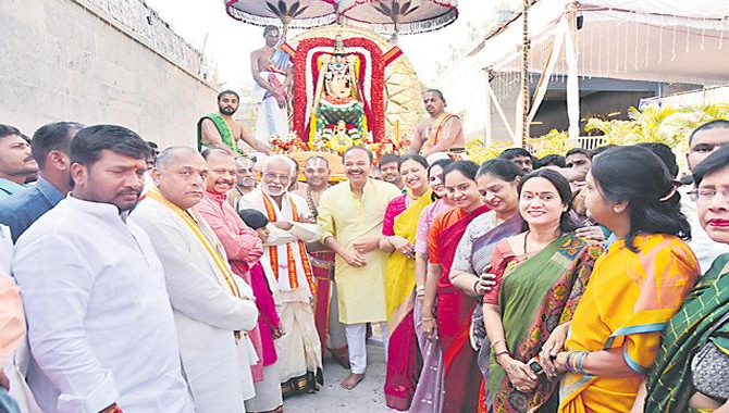 కనులపండువగా శ్రీవారి  బ్రహ్మోత్సవాలు