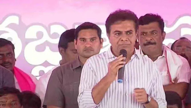 బరాబర్ మాది కుటుంబ పాలనే : మంత్రి కేటీఆర్