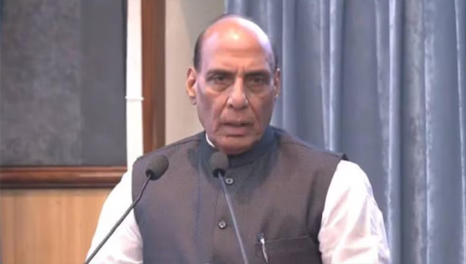 ఆ పంచ్ మామూలుగా లేదుగా…!