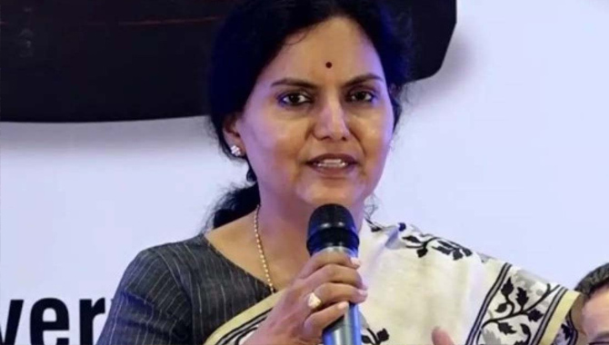 రెరా చైర్ పర్సన్ గా సీఎస్ శాంతికుమారి