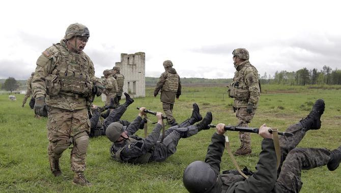 ఉక్రెయిన్ పైలట్లకు అమెరికా శిక్షణ