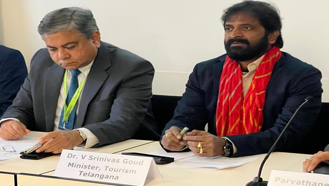 పెట్టుబడులకు తెలంగాణ అనుకూలం : మంత్రి శ్రీనివాస్‌గౌడ్‌