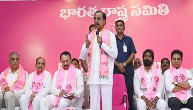 రేపు కవితను అరెస్ట్ చేయొచ్చు.. సీఎం కేసీఆర్