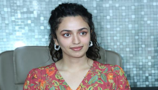 ఓ మంచి అనుభూతినిచ్చే చిత్రం ‘ఫలానా అబ్బాయి ఫలానా అమ్మాయి’ – మాళవిక నాయర్ ఓ మంచి అనుభూతినిచ్చే చిత్రం ‘ఫలానా అబ్బాయి ఫలానా అమ్మాయి’ – మాళవిక నాయర్