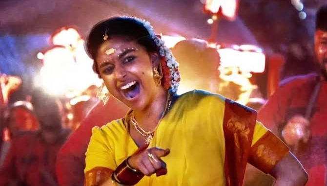 కీర్తి ఆశ‌ల‌న్నీ ద‌స‌రా మీదే!