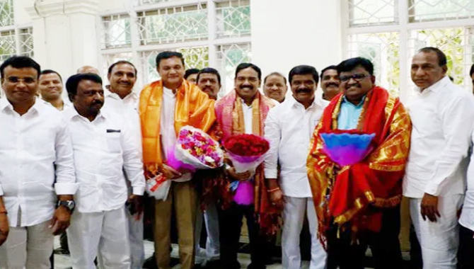 ఎమ్మెల్సీలుగా ముగ్గురు బీఆర్ఎస్ అభ్యర్థులు… ఏకగ్రీవ ఎన్నిక