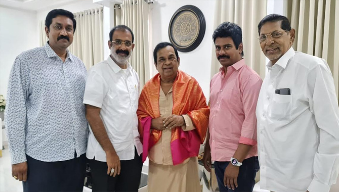 ఉగాది రోజున బ్రహ్మానందానికి FNCC ఘన సన్మానం