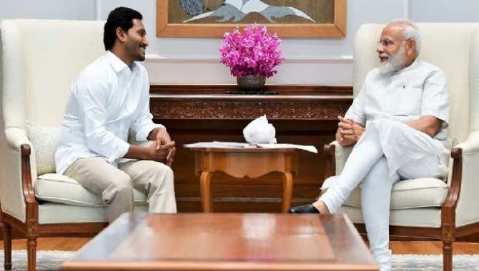 ప్రధాని మోదీతో సీఎం వైఎస్ జగన్ భేటీ