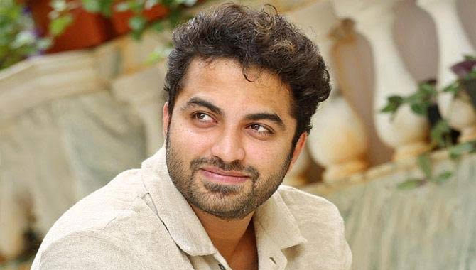 అర్జున్‌తో వివాదంపై నోరు మెద‌ప‌ని విశ్వ‌క్