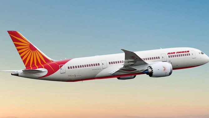 అమెరికా వెళ్లే విమాన సర్వీసులు తగ్గింపు : ఎయిరిండియా సీఈఓ అమెరికా వెళ్లే విమాన సర్వీసులు తగ్గింపు : ఎయిరిండియా సీఈఓ