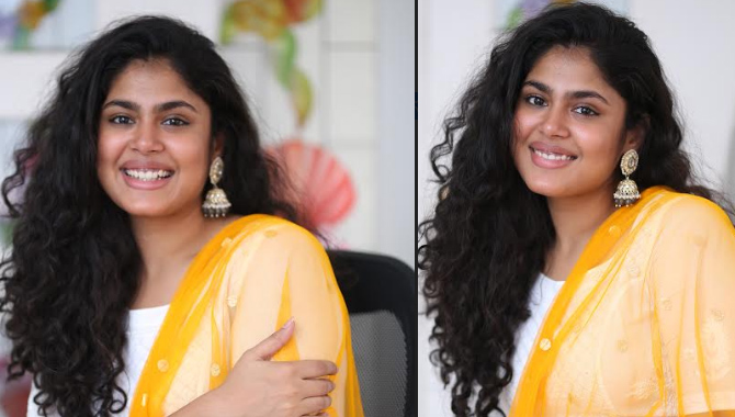 ‘రావణాసుర’ నెక్స్ట్ లెవల్ ఎక్స్ పీరియన్స్ : ఫరియా అబ్దుల్లా ‘రావణాసుర’ నెక్స్ట్ లెవల్ ఎక్స్ పీరియన్స్ : ఫరియా అబ్దుల్లా