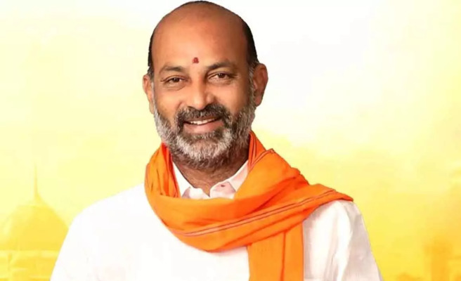 బండి సంజయ్‌ కొనసాగింపు..! అసంతృప్తులకు చెక్?