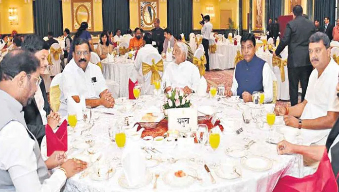 ఎంపీలకు రాష్ట్రపతి ద్రౌపది ముర్ము విందు