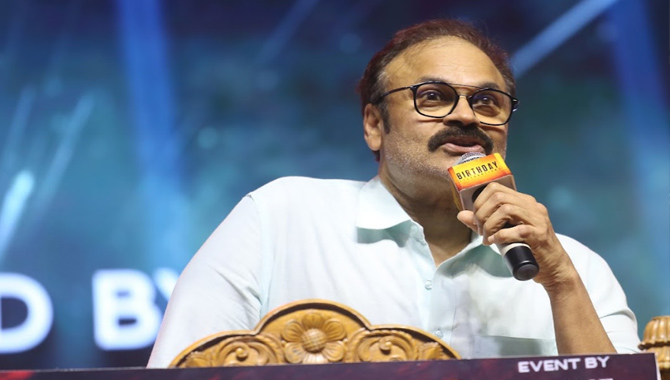 రామ్ చరణ్‌ ఎంతో మెచ్యూర్డ్‌ పర్సన్.. గ్లోబల్ స్థాయికి చేరుకోవడం ఆనందంగా ఉంది.. నాగబాబు