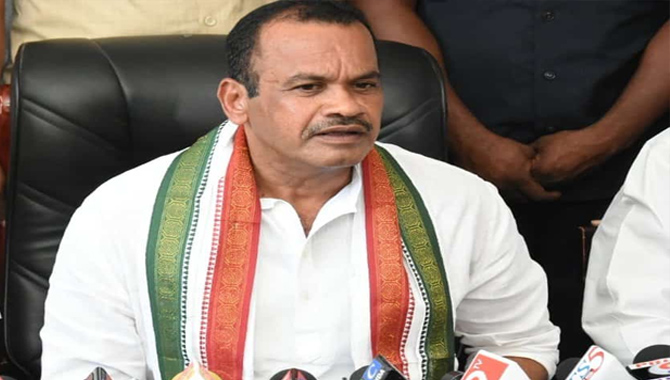 టీఎస్‌పీఎస్సీ పేపర్ లీకేజీపై  సీబీఐ విచారణ  : కోమటిరెడ్డి