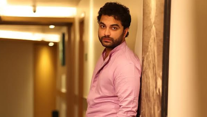 విశ్వక్ సేన్ హీరోగా కృష్ణ చైతన్య దర్శకత్వంలో సితార ఎంటర్‌టైన్‌మెంట్స్ చిత్రం