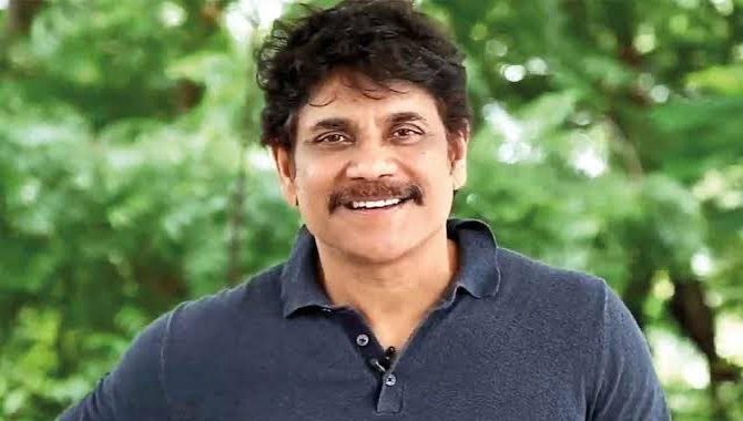 కొత్త డైరెక్ట‌ర్ తో ఇబ్బందులు ప‌డుతున్న నాగ్