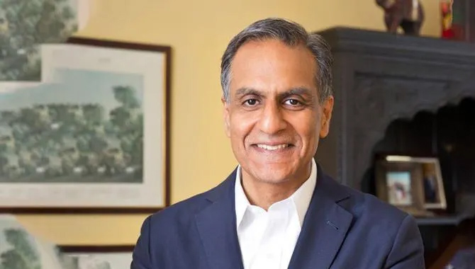 మరో భారతీయ అమెరికన్ కు కీలక పదవి