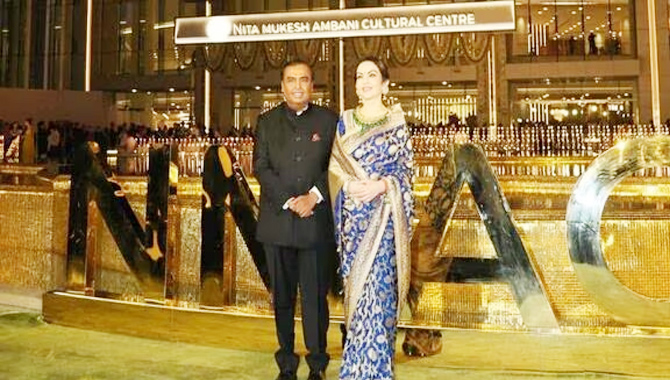 అట్టహాసంగా ప్రారంభమైన నీతా అంబానీ డ్రీమ్ ప్రాజెక్ట్