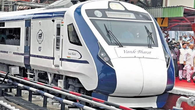 తెలుగు రాష్ట్రాల మధ్య మరో వందే భారత్.. రేపే ప్రారంభం