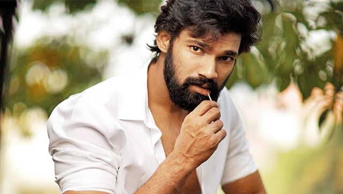 బెల్లంబాబుతో ఒక‌ప్ప‌టి స్టార్ డైరెక్ట‌ర్