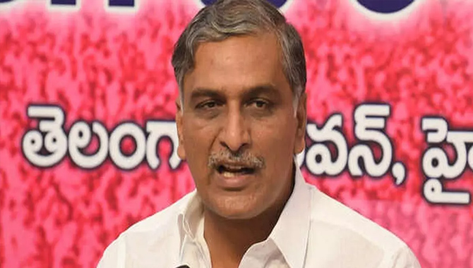 కేంద్రమే రాష్ట్రానికి సహకరించట్లేదు : మంత్రి హరీశ్రావు