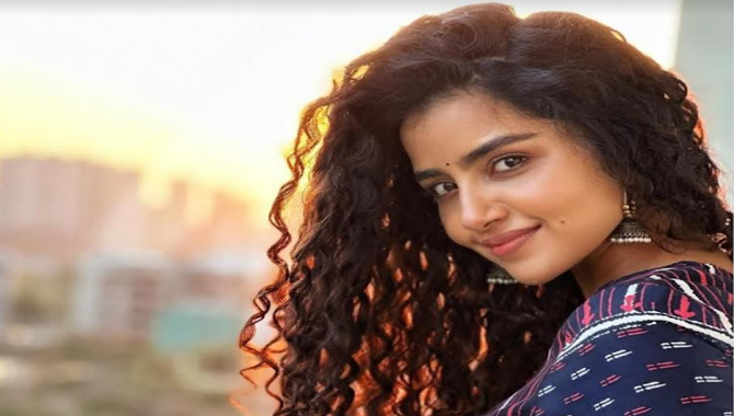 Actress Anupama Parameshwaran turns DOP