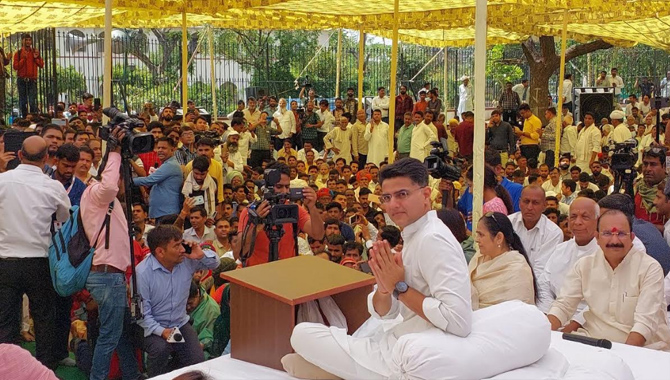 సచిన్ పైలట్ ధిక్కారస్వరం.. రాజస్థాన్ కాంగ్రెస్‌లో మళ్లీ సంక్షోభం!