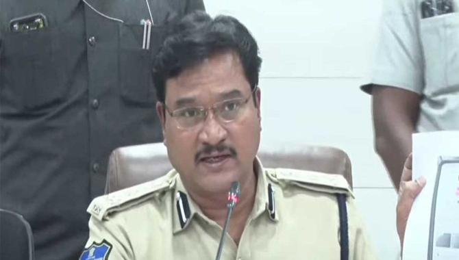 అది నిరూపిస్తే తన సీపీ పదవికి రాజీనామా