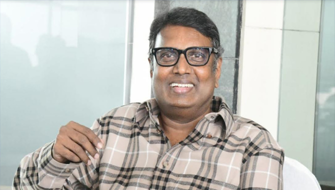 ‘శాకుంతలం’లో సమంత చేసిన శకుంతల పాత్ర నేటితరం అమ్మాయిలకు కనెక్ట్ అవుతుంది: గుణ శేఖర్ ‘శాకుంతలం’లో సమంత చేసిన శకుంతల పాత్ర నేటితరం అమ్మాయిలకు కనెక్ట్ అవుతుంది: గుణ శేఖర్