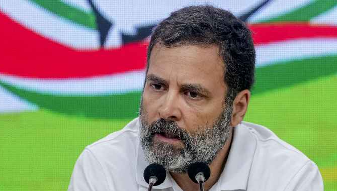 అధికారిక భవనాన్ని ఖాళీ చేసిన రాహుల్ గాంధీ