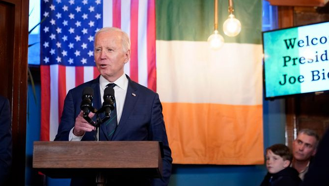 మరోసారి నోరుజారిన అమెరికా అధ్యక్షుడు