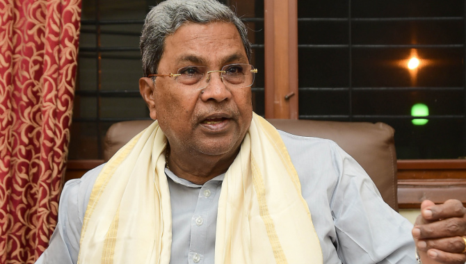 సిద్ధరామయ్యకు కాంగ్రెస్ షాక్